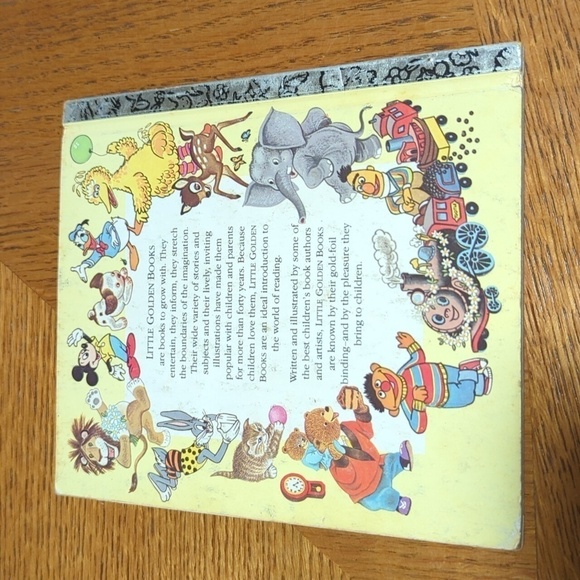 Little Golden Book Set of 5 Bugs Bunny Hardback Books - Used - Picture 3 of 8